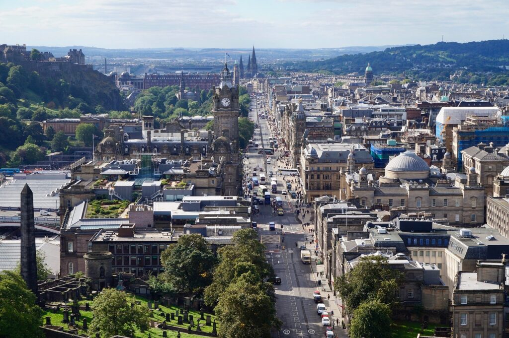 edinburgh, scotland, city-2147875.jpg